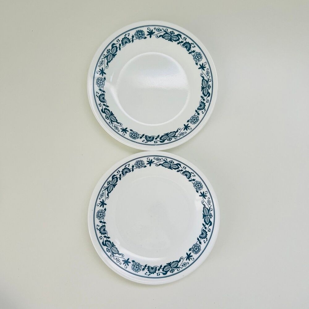 CORELLE Corning Old Town Blue Bread & Butter Appetizer Plates, Set of 2